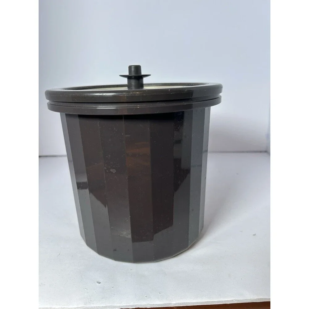 Tupperware Ice Bucket (Brown) 1683-2 Push Button Lid - VINTAGE